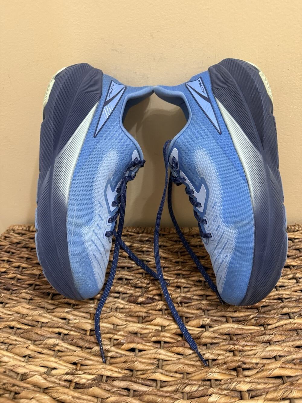 Altra Experience Flow Womens Size US 9 Blue Training Running Shoes ALOA85NW444